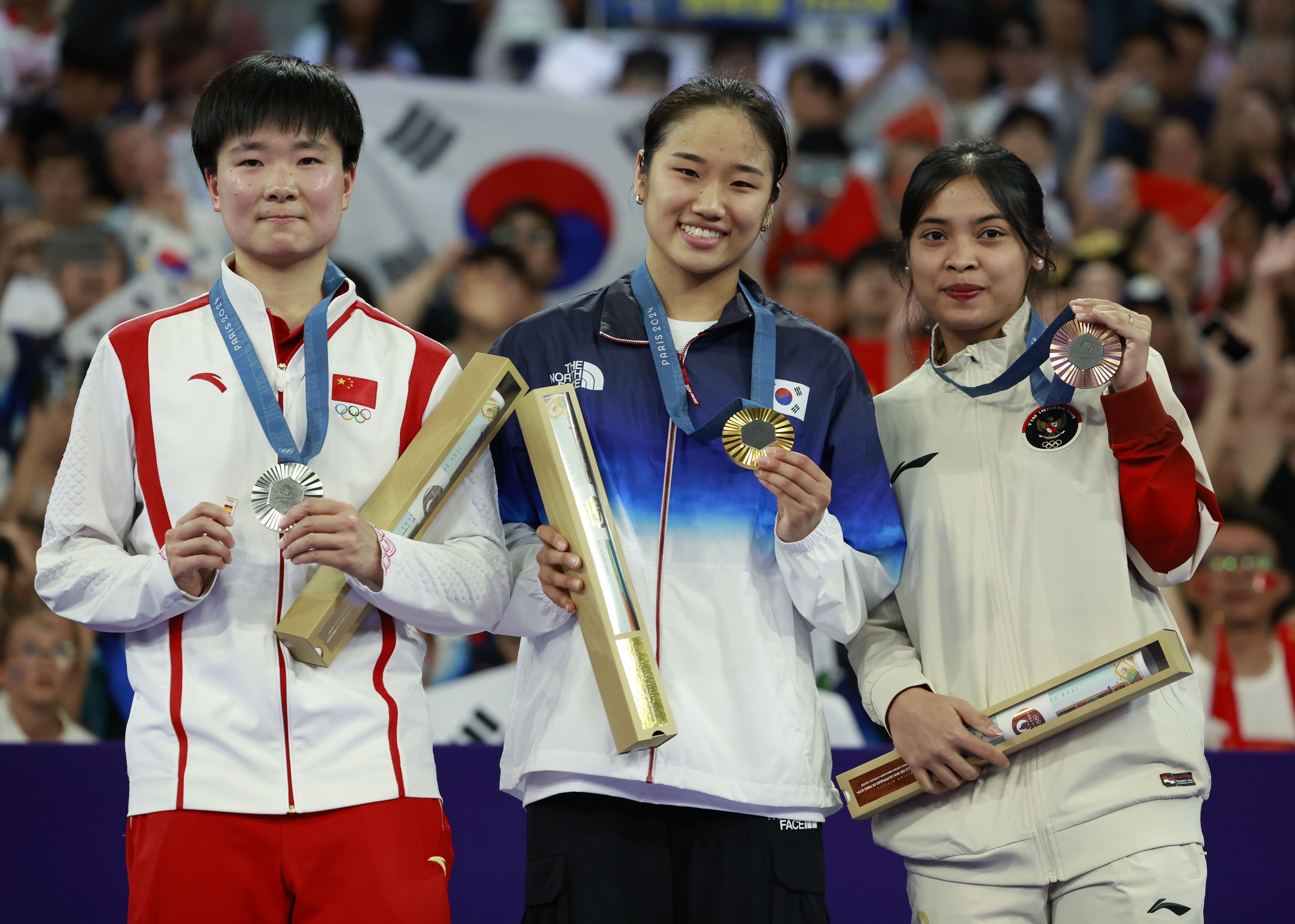 包含奥运会赛事精彩瞬间盘点，年度回顾震撼登场的词条