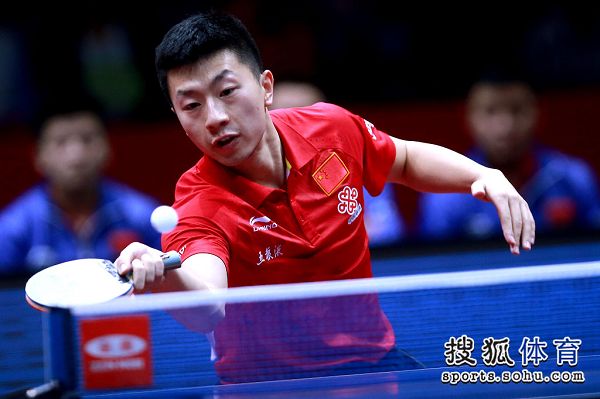 波兰队翻盘德国队,马龙高光表现 波兰队翻盘德国队,马龙高光表现