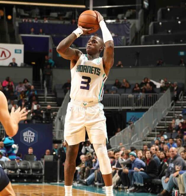 中国绝杀巴黎,托尼高光表现 中国绝杀巴黎,托尼高光表现