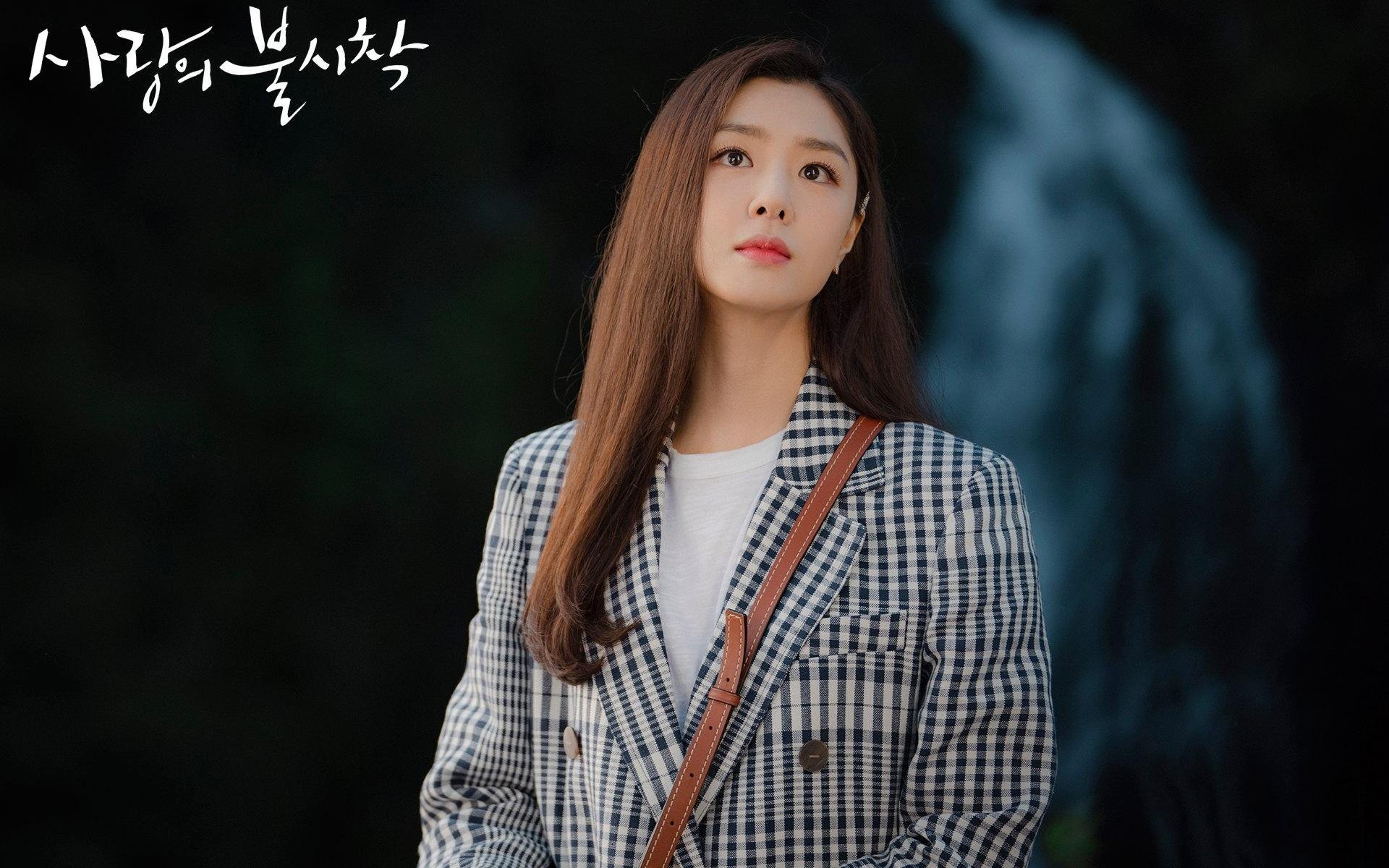 篮球世界的双重震撼,深圳队提前终结尼克斯悬念,布克欧冠决赛主宰赛场